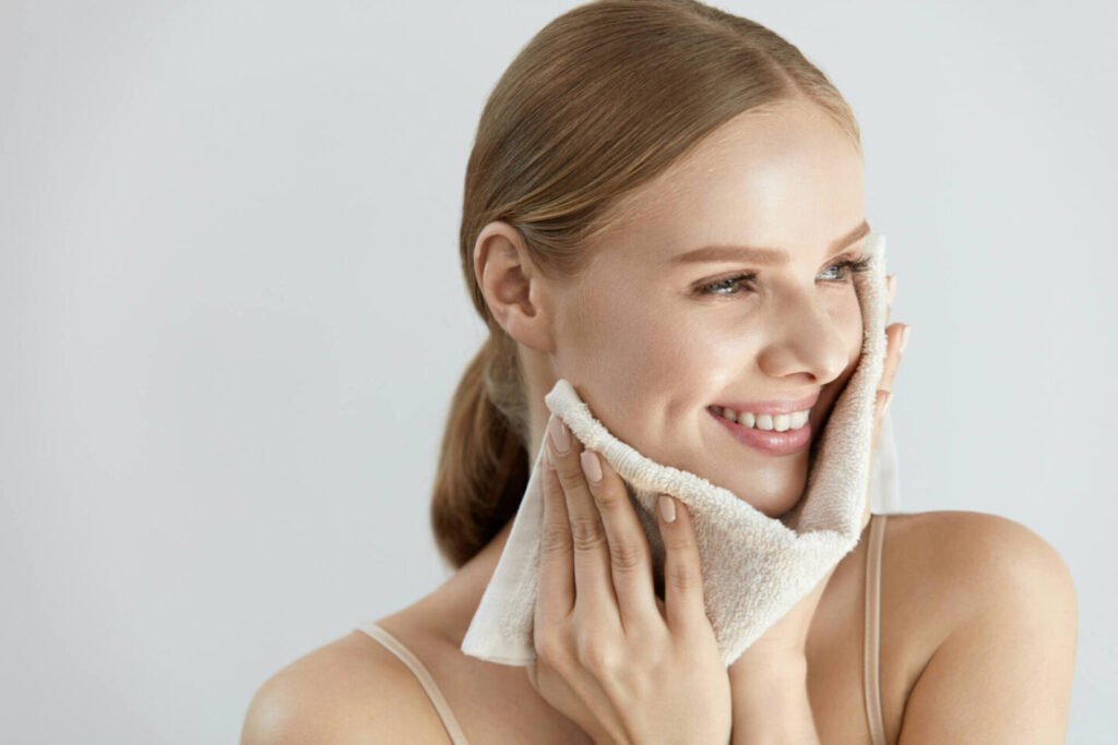 Step 5: Dry with a Soft Towel: remove make up