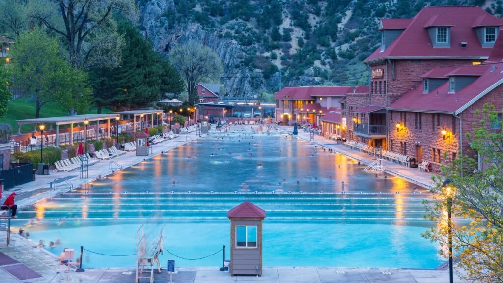 Glenwood Springs : 