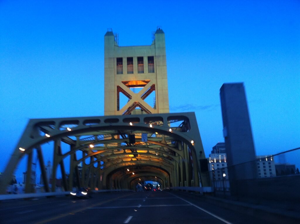 Exploring the Surrounding Area :  see tower bridge sacramento
