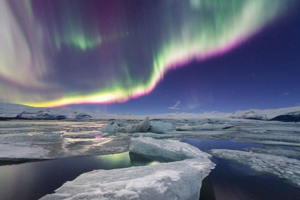 Iceland : Northern Lights