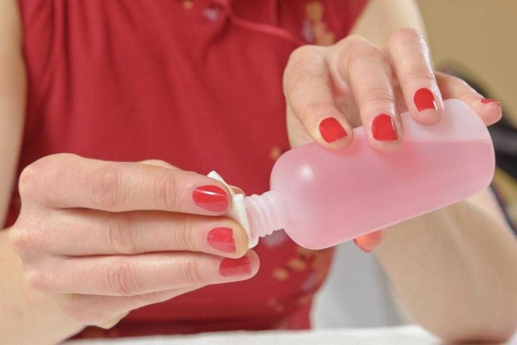 Nail Polish Remover : remove motor oil from clothes