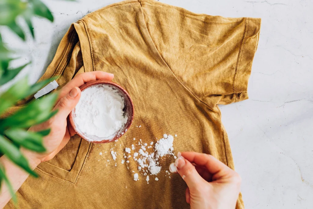 Remove Motor Oil From Clothes with Cornstarch