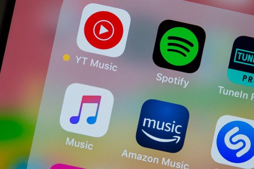 Using Streaming Apps : transfer music from pc to iphone